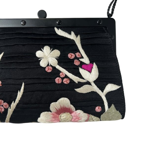 Gucci VINTAGE '03 Black Satin Pleated Multi Embroidered Tassel Mini Shoulder Bag - Picture 9 of 12